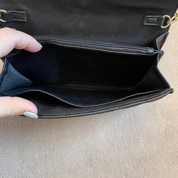 NWOT PEARL ACCENT CLACK CLUTCH - Picture 4 of 5